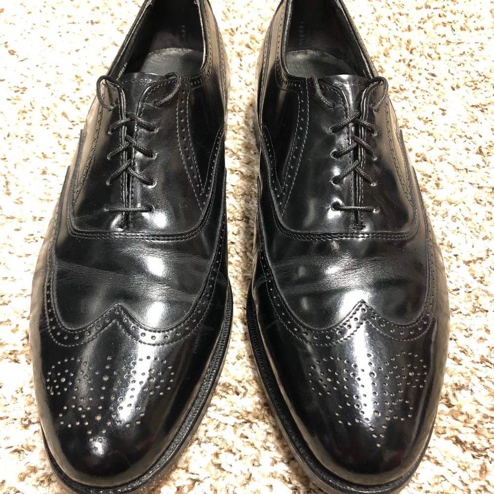 Bostonian wing tips - Picture 1 of 6